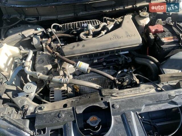 Синий Ниссан Rogue, объемом двигателя 2.49 л и пробегом 84 тыс. км за 16200 $, фото 3 на Automoto.ua