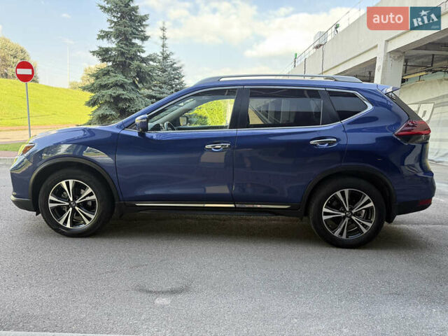 Ниссан Rogue 2018 в Киеве на Automoto.ua Синий Ниссан Rogue, объемом двигателя 2.5 л и пробегом 192 тыс. км за 15999 $, фото 2 на Automoto.ua