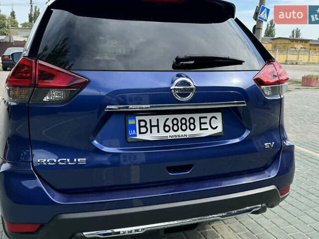 Синий Ниссан Rogue, объемом двигателя 2.49 л и пробегом 73 тыс. км за 14000 $, фото 4 на Automoto.ua