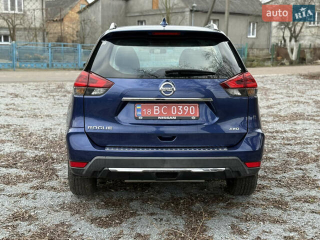 Синий Ниссан Rogue, объемом двигателя 2.5 л и пробегом 171 тыс. км за 12500 $, фото 10 на Automoto.ua