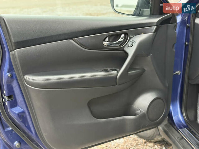 Синий Ниссан Rogue, объемом двигателя 2.5 л и пробегом 171 тыс. км за 12500 $, фото 15 на Automoto.ua