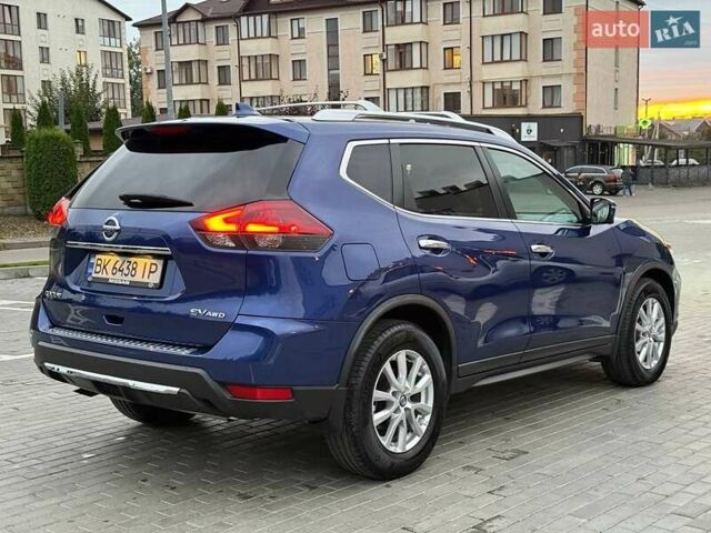 Синий Ниссан Rogue, объемом двигателя 2.49 л и пробегом 140 тыс. км за 17200 $, фото 5 на Automoto.ua