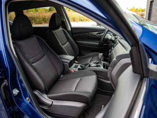 Синий Ниссан Rogue, объемом двигателя 2.5 л и пробегом 80 тыс. км за 10800 $, фото 10 на Automoto.ua