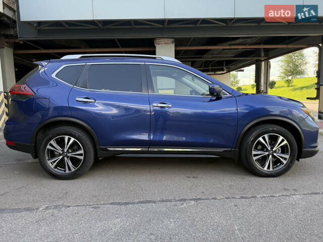 Ниссан Rogue 2018 в Киеве на Automoto.ua Синий Ниссан Rogue, объемом двигателя 2.5 л и пробегом 192 тыс. км за 15999 $, фото 4 на Automoto.ua