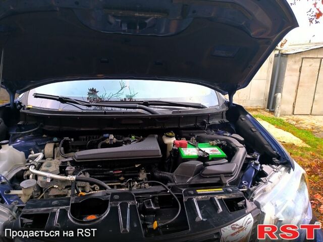 Синий Ниссан Rogue, объемом двигателя 2.5 л и пробегом 94 тыс. км за 17500 $, фото 12 на Automoto.ua