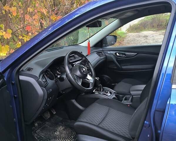 Синий Ниссан Rogue, объемом двигателя 2.49 л и пробегом 94 тыс. км за 17500 $, фото 7 на Automoto.ua