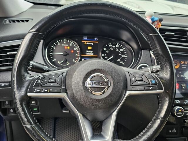 Синий Ниссан Rogue, объемом двигателя 2.5 л и пробегом 110 тыс. км за 16200 $, фото 10 на Automoto.ua