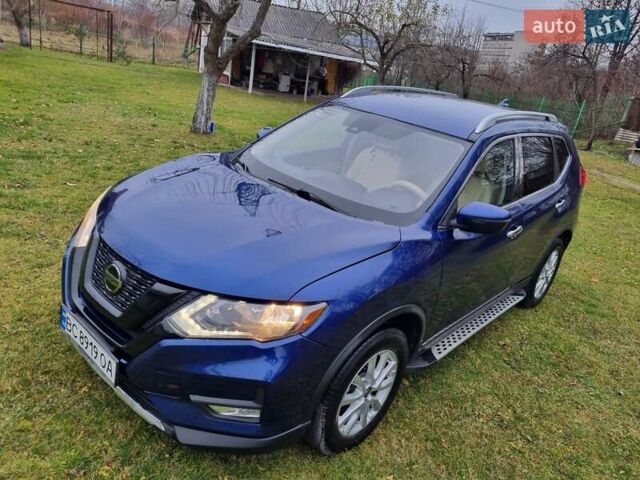 Синий Ниссан Rogue, объемом двигателя 2.49 л и пробегом 62 тыс. км за 14999 $, фото 2 на Automoto.ua