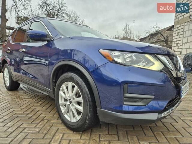 Синий Ниссан Rogue, объемом двигателя 2.5 л и пробегом 86 тыс. км за 15700 $, фото 3 на Automoto.ua