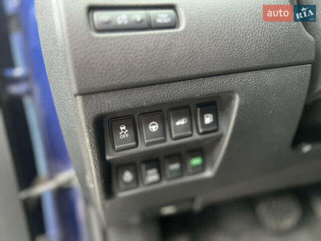 Синій Ніссан Rogue, об'ємом двигуна 2.49 л та пробігом 91 тис. км за 17400 $, фото 12 на Automoto.ua