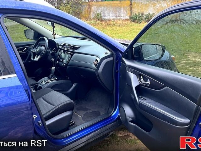 Синий Ниссан Rogue, объемом двигателя 2.5 л и пробегом 180 тыс. км за 15700 $, фото 4 на Automoto.ua