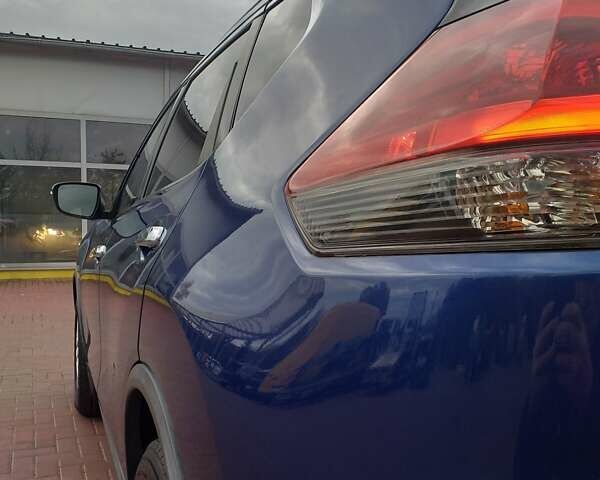 Синій Ніссан Rogue, об'ємом двигуна 2.49 л та пробігом 160 тис. км за 14500 $, фото 3 на Automoto.ua