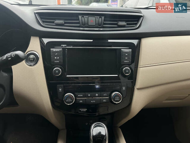 Синий Ниссан Rogue, объемом двигателя 2.49 л и пробегом 113 тыс. км за 15500 $, фото 18 на Automoto.ua