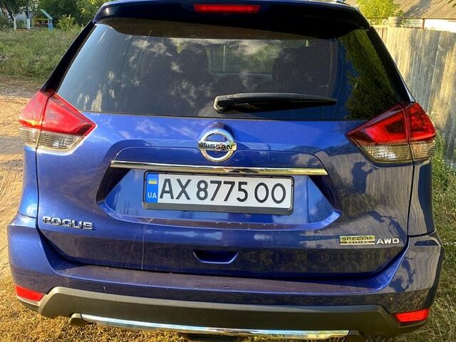 Синий Ниссан Rogue, объемом двигателя 2.5 л и пробегом 75 тыс. км за 16500 $, фото 2 на Automoto.ua