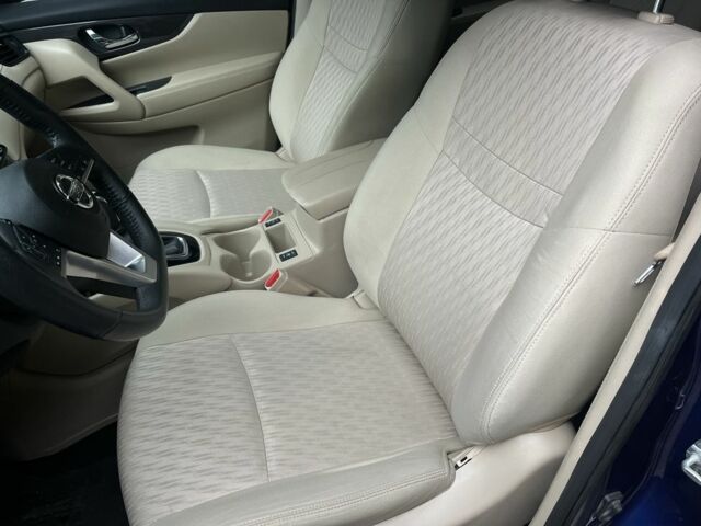 Синий Ниссан Rogue, объемом двигателя 2.5 л и пробегом 113 тыс. км за 15500 $, фото 10 на Automoto.ua