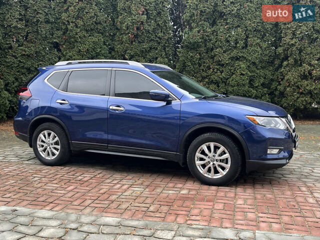 Синий Ниссан Rogue, объемом двигателя 2.49 л и пробегом 113 тыс. км за 15500 $, фото 1 на Automoto.ua