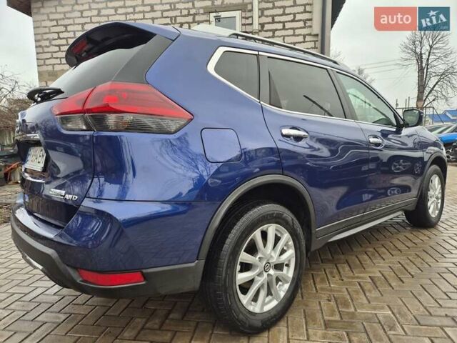 Синий Ниссан Rogue, объемом двигателя 2.5 л и пробегом 86 тыс. км за 15700 $, фото 5 на Automoto.ua