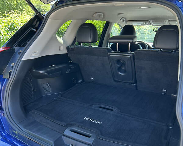 Синий Ниссан Rogue, объемом двигателя 2.49 л и пробегом 147 тыс. км за 18500 $, фото 24 на Automoto.ua