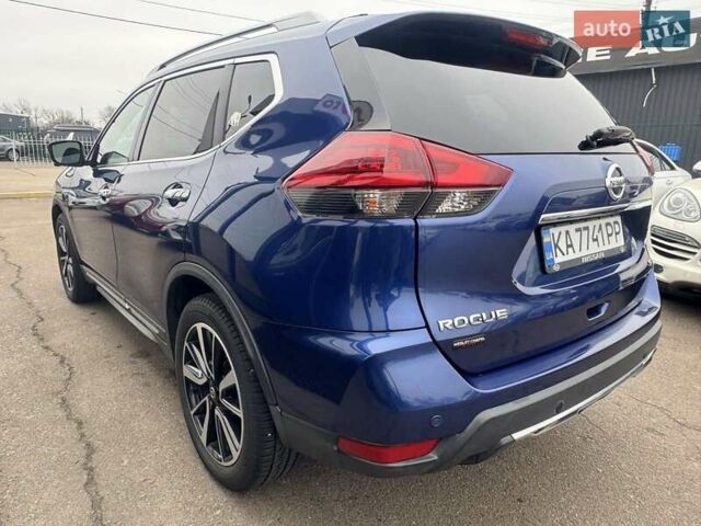 Синий Ниссан Rogue, объемом двигателя 2.49 л и пробегом 132 тыс. км за 17000 $, фото 6 на Automoto.ua