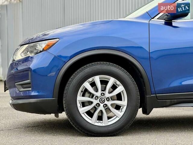Синий Ниссан Rogue, объемом двигателя 2.49 л и пробегом 160 тыс. км за 16500 $, фото 8 на Automoto.ua