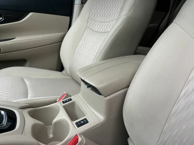 Синий Ниссан Rogue, объемом двигателя 2.5 л и пробегом 113 тыс. км за 15500 $, фото 16 на Automoto.ua