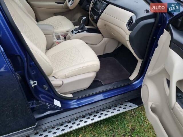 Синий Ниссан Rogue, объемом двигателя 2.49 л и пробегом 62 тыс. км за 14999 $, фото 49 на Automoto.ua