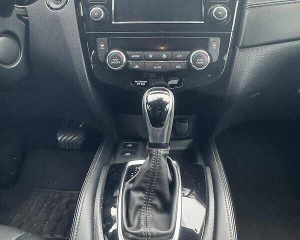 Синий Ниссан Rogue, объемом двигателя 2.49 л и пробегом 132 тыс. км за 17000 $, фото 18 на Automoto.ua