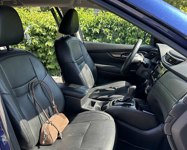 Синий Ниссан Rogue, объемом двигателя 2.49 л и пробегом 147 тыс. км за 18500 $, фото 16 на Automoto.ua