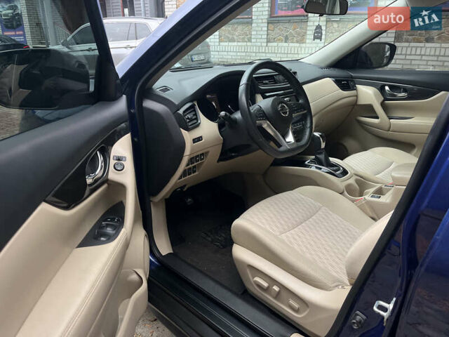 Синий Ниссан Rogue, объемом двигателя 2.49 л и пробегом 113 тыс. км за 15500 $, фото 10 на Automoto.ua