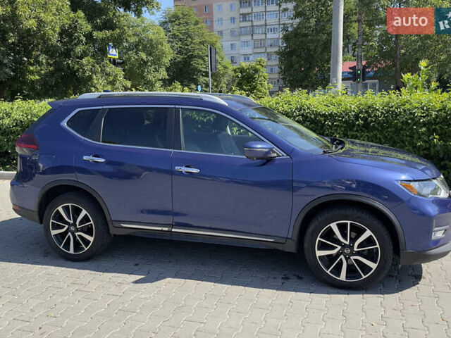 Синий Ниссан Rogue, объемом двигателя 2.49 л и пробегом 147 тыс. км за 18500 $, фото 2 на Automoto.ua