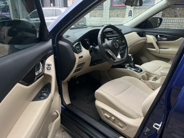 Синий Ниссан Rogue, объемом двигателя 2.5 л и пробегом 113 тыс. км за 15500 $, фото 6 на Automoto.ua