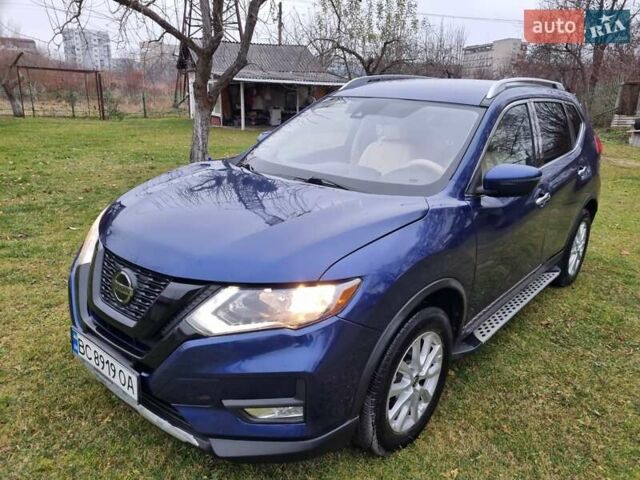 Синий Ниссан Rogue, объемом двигателя 2.49 л и пробегом 62 тыс. км за 14999 $, фото 1 на Automoto.ua