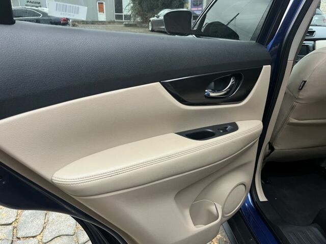 Синий Ниссан Rogue, объемом двигателя 2.5 л и пробегом 113 тыс. км за 15500 $, фото 17 на Automoto.ua