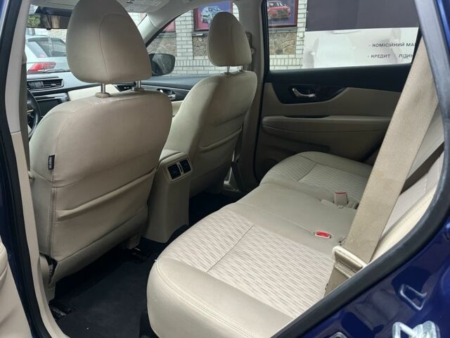 Синий Ниссан Rogue, объемом двигателя 2.5 л и пробегом 113 тыс. км за 15500 $, фото 18 на Automoto.ua