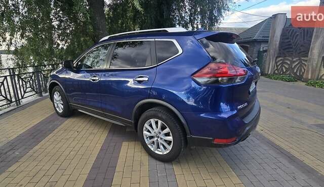 Синий Ниссан Rogue, объемом двигателя 2.5 л и пробегом 74 тыс. км за 18200 $, фото 3 на Automoto.ua