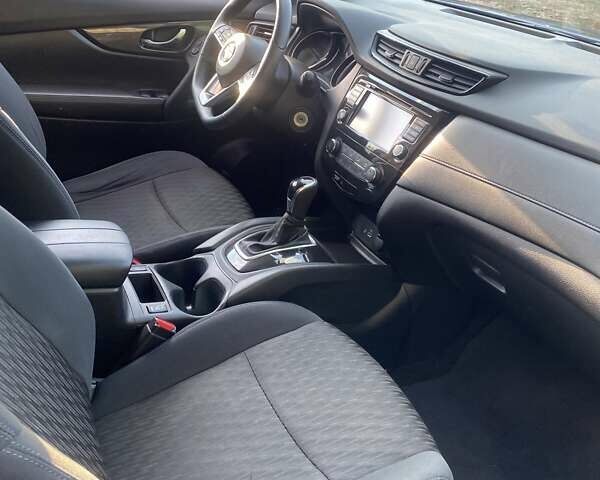 Синий Ниссан Rogue, объемом двигателя 2.49 л и пробегом 75 тыс. км за 16500 $, фото 5 на Automoto.ua
