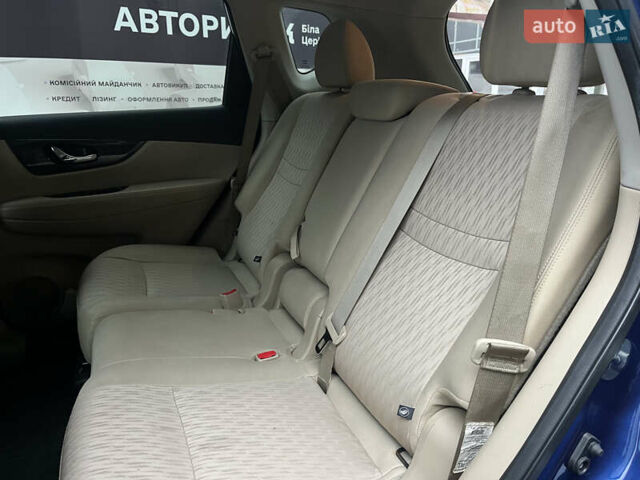 Синий Ниссан Rogue, объемом двигателя 2.49 л и пробегом 113 тыс. км за 15500 $, фото 23 на Automoto.ua