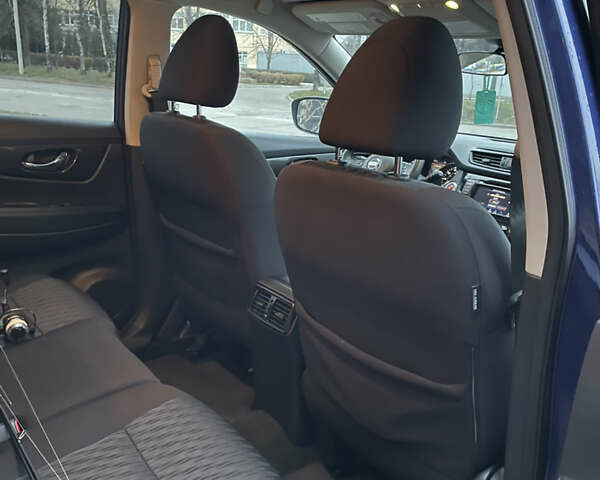 Синий Ниссан Rogue, объемом двигателя 2.49 л и пробегом 141 тыс. км за 16700 $, фото 16 на Automoto.ua