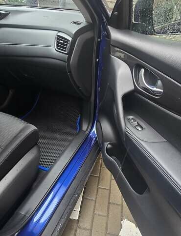 Синий Ниссан Rogue, объемом двигателя 2.5 л и пробегом 74 тыс. км за 18200 $, фото 8 на Automoto.ua