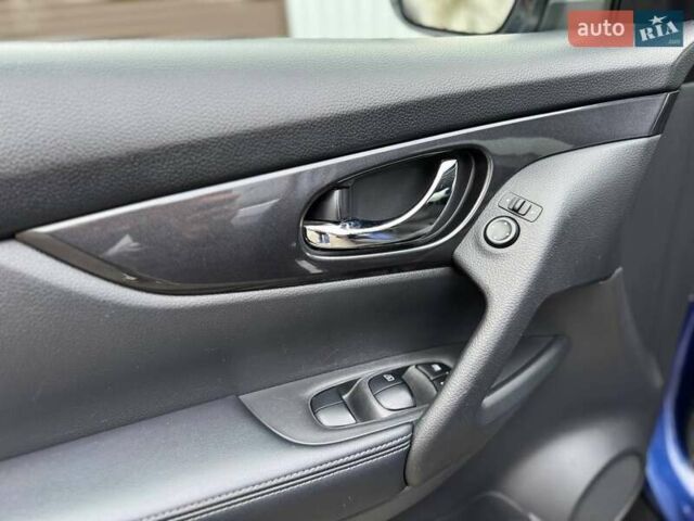 Синий Ниссан Rogue, объемом двигателя 2.49 л и пробегом 160 тыс. км за 16500 $, фото 19 на Automoto.ua