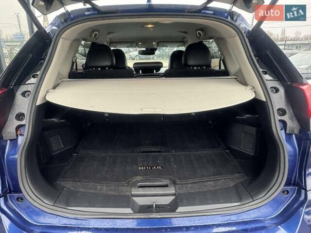 Синий Ниссан Rogue, объемом двигателя 2.49 л и пробегом 132 тыс. км за 17000 $, фото 7 на Automoto.ua