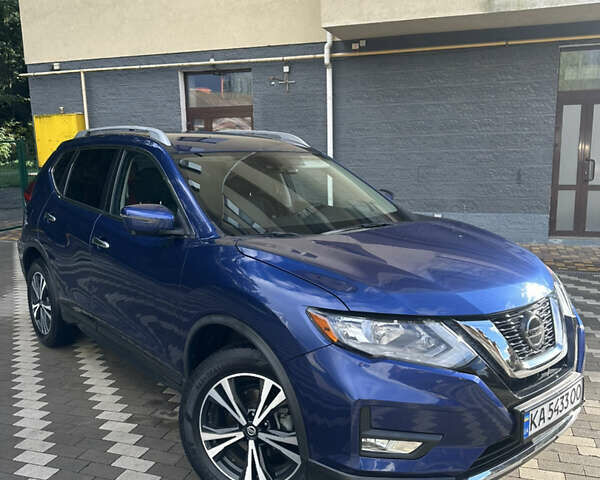 Синий Ниссан Rogue, объемом двигателя 2.49 л и пробегом 76 тыс. км за 19499 $, фото 1 на Automoto.ua