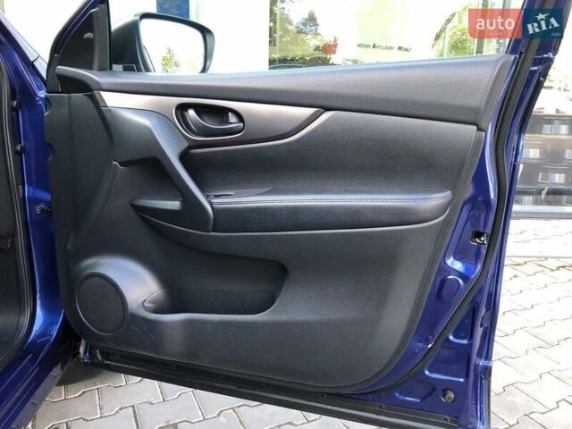 Синий Ниссан Rogue, объемом двигателя 2 л и пробегом 102 тыс. км за 13990 $, фото 14 на Automoto.ua