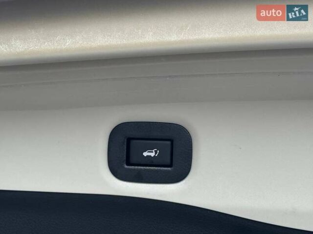 Синий Ниссан Rogue, объемом двигателя 2.49 л и пробегом 160 тыс. км за 16500 $, фото 15 на Automoto.ua