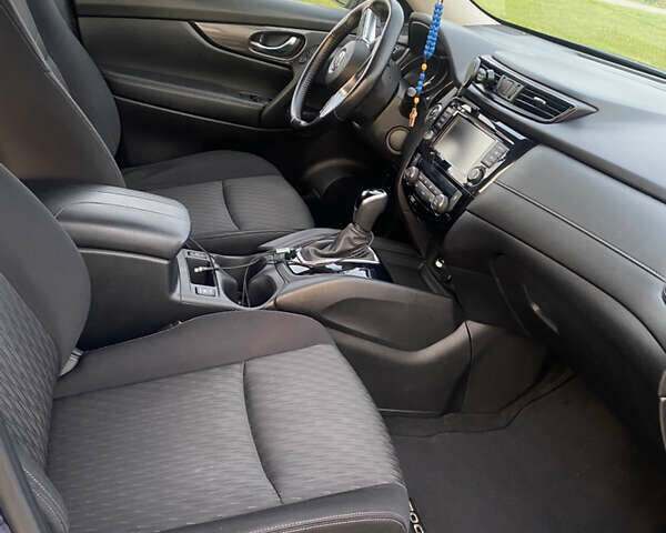 Синий Ниссан Rogue, объемом двигателя 2.49 л и пробегом 94 тыс. км за 15600 $, фото 8 на Automoto.ua