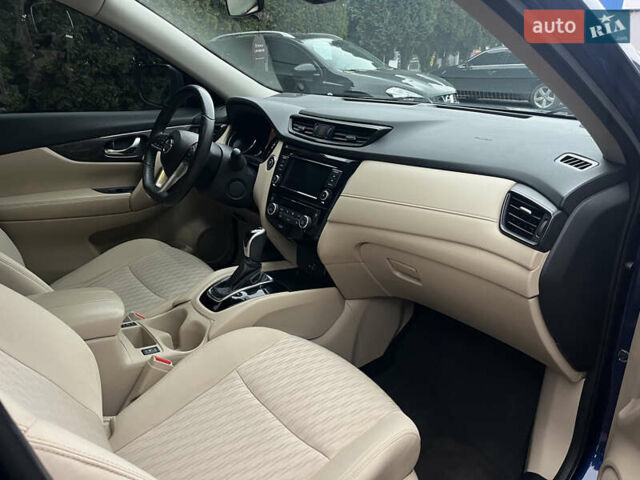 Синий Ниссан Rogue, объемом двигателя 2.49 л и пробегом 113 тыс. км за 15500 $, фото 26 на Automoto.ua