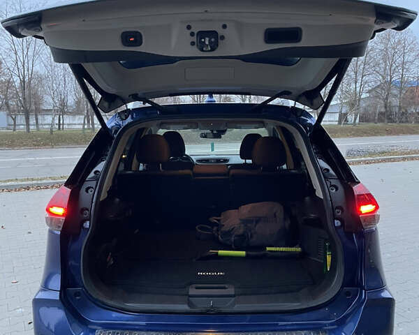 Синий Ниссан Rogue, объемом двигателя 2.49 л и пробегом 141 тыс. км за 16700 $, фото 17 на Automoto.ua