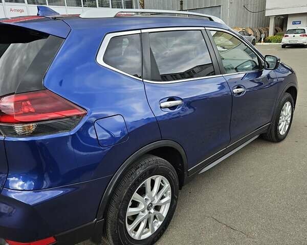 Синий Ниссан Rogue, объемом двигателя 2.49 л и пробегом 120 тыс. км за 17200 $, фото 7 на Automoto.ua