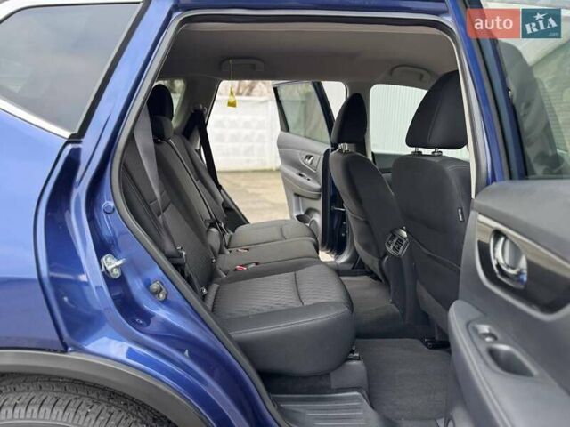 Синий Ниссан Rogue, объемом двигателя 2.49 л и пробегом 160 тыс. км за 16500 $, фото 23 на Automoto.ua