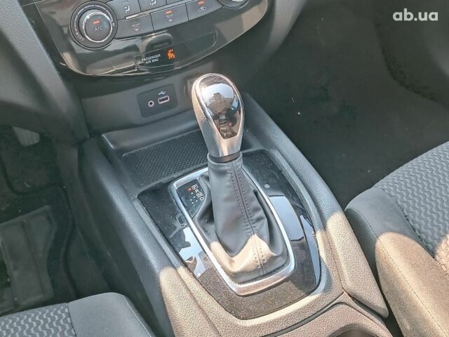 Синій Ніссан Rogue, об'ємом двигуна 2 л та пробігом 70 тис. км за 15490 $, фото 17 на Automoto.ua